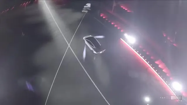 Tesla показала Roadster с соплами SpaceX: 0,81 с до 100 км/ч